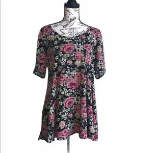 Lularoe Irma Rose Tunic